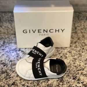 Toddler Givenchy Logo Strap Sneakers